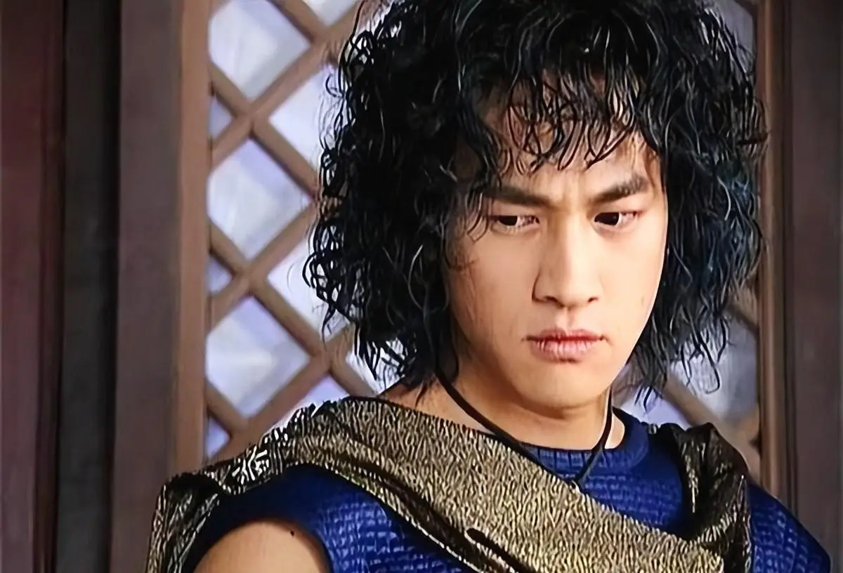 身材好的女明星_娱乐圈长得很像的明星_长得丑身材好明星